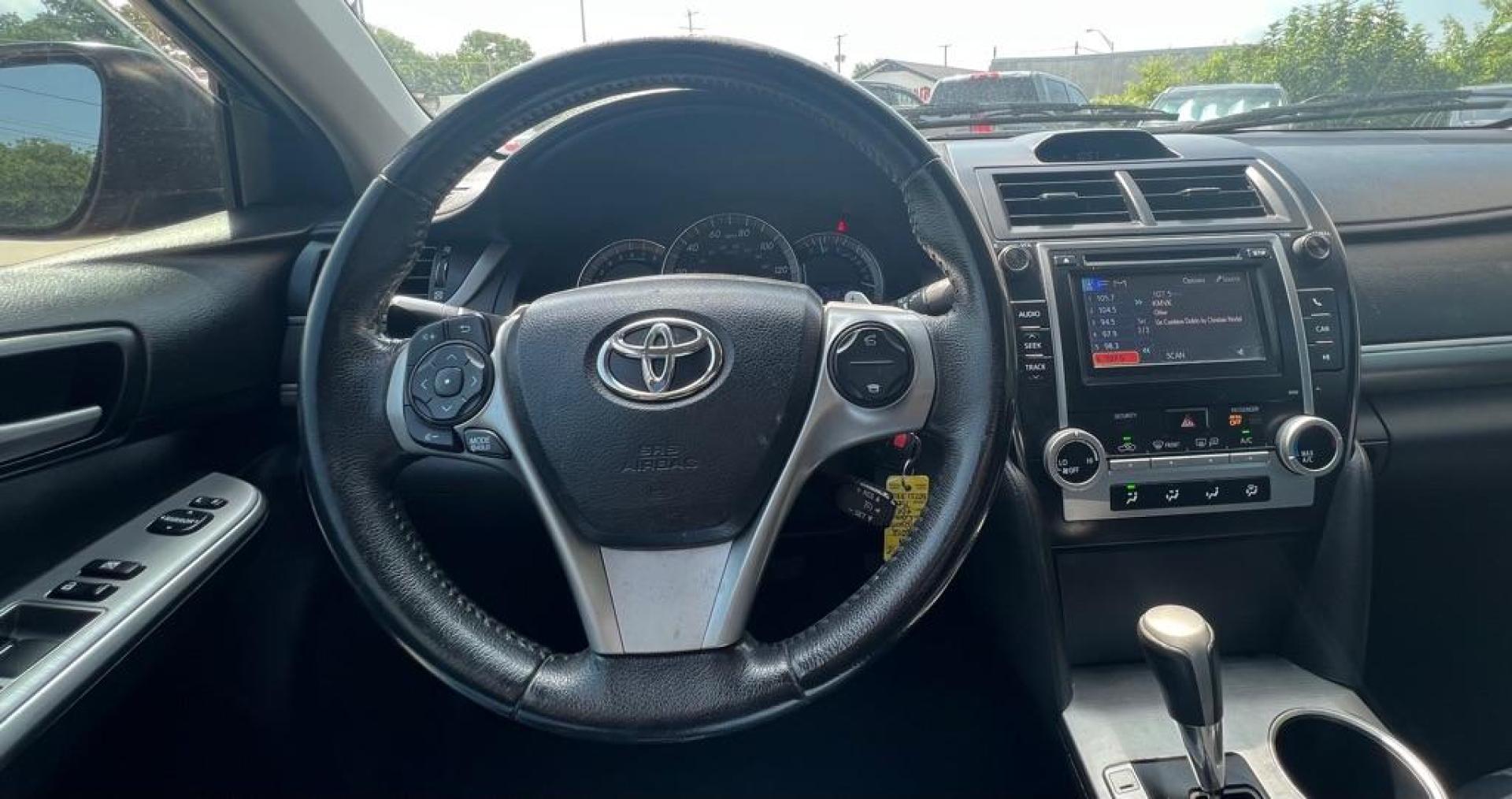 2012 RED TOYOTA CAMRY BASE (4T1BF1FK4CU) with an 2.5L engine, Automatic transmission, located at 4415 NE 28th St, Haltom City, TX, 76117, (817) 222-9334, 32.795322, -97.280937 - Photo#11