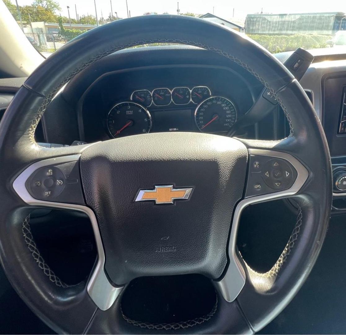 2015 White CHEVROLET SILVERADO 1500 LT (3GCPCREC0FG) with an 5.3L engine, Automatic transmission, located at 4415 NE 28th St, Haltom City, TX, 76117, (817) 222-9334, 32.795322, -97.280937 - Photo#13