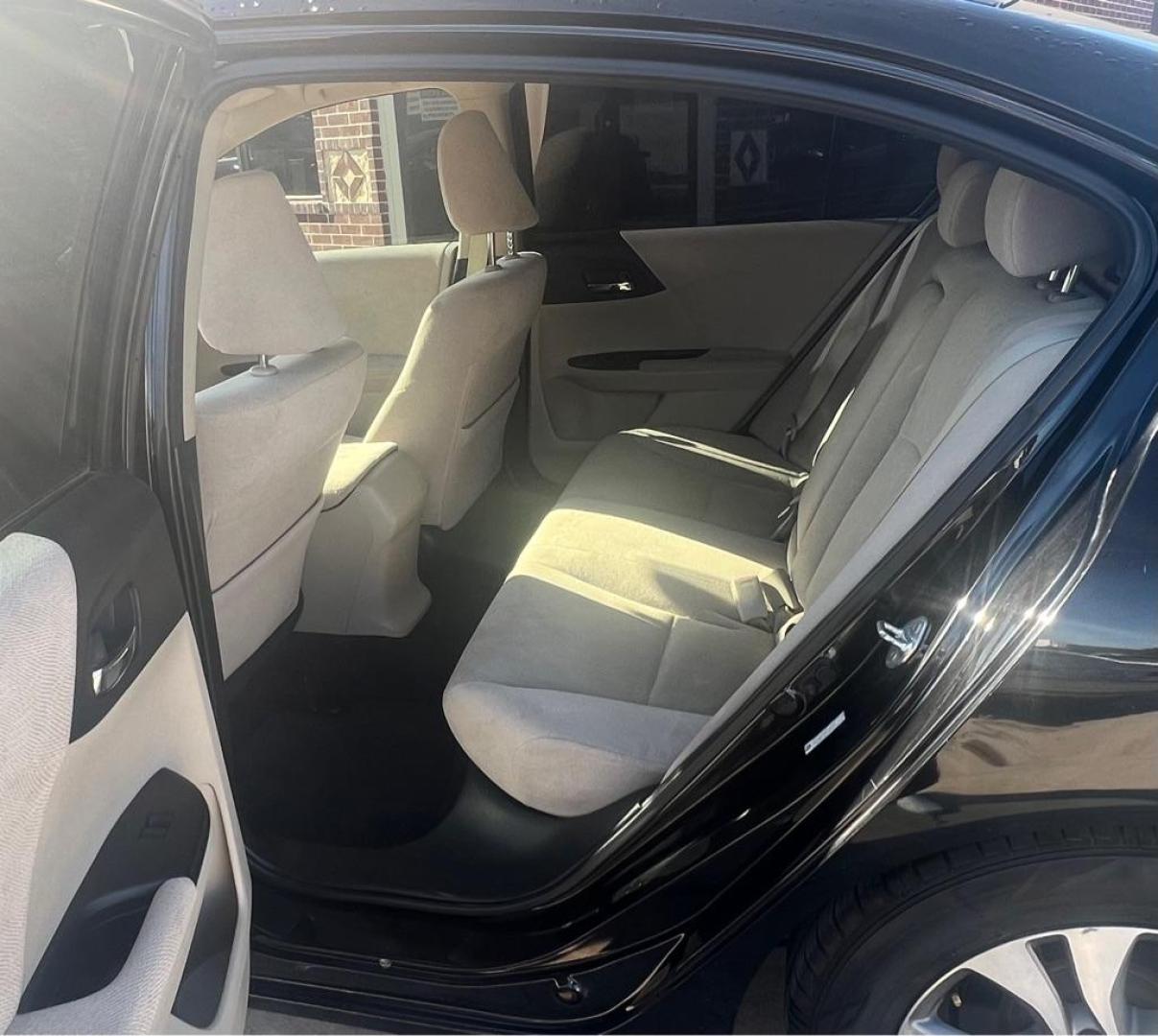 2013 Black HONDA ACCORD LX (1HGCR2F30DA) with an 2.4L engine, Continuously Variable transmission, located at 4415 NE 28th St, Haltom City, TX, 76117, (817) 222-9334, 32.795322, -97.280937 - Photo#12