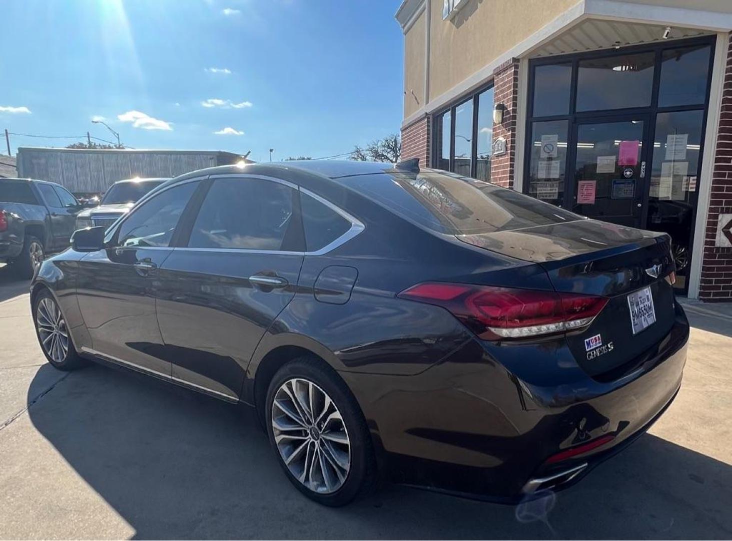 2015 Brown HYUNDAI GENESIS 3.8L (KMHGN4JE1FU) with an 3.8L engine, Automatic transmission, located at 4415 NE 28th St, Haltom City, TX, 76117, (817) 222-9334, 32.795322, -97.280937 - Photo#17