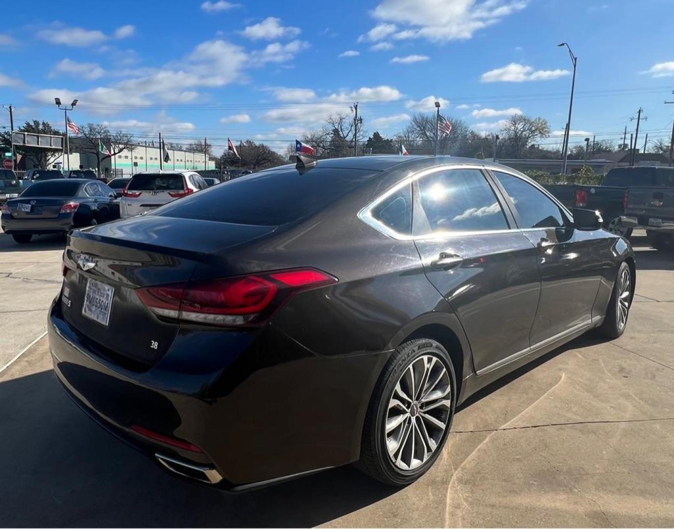 2015 Brown HYUNDAI GENESIS 3.8L (KMHGN4JE1FU) with an 3.8L engine, Automatic transmission, located at 4415 NE 28th St, Haltom City, TX, 76117, (817) 222-9334, 32.795322, -97.280937 - Photo#18