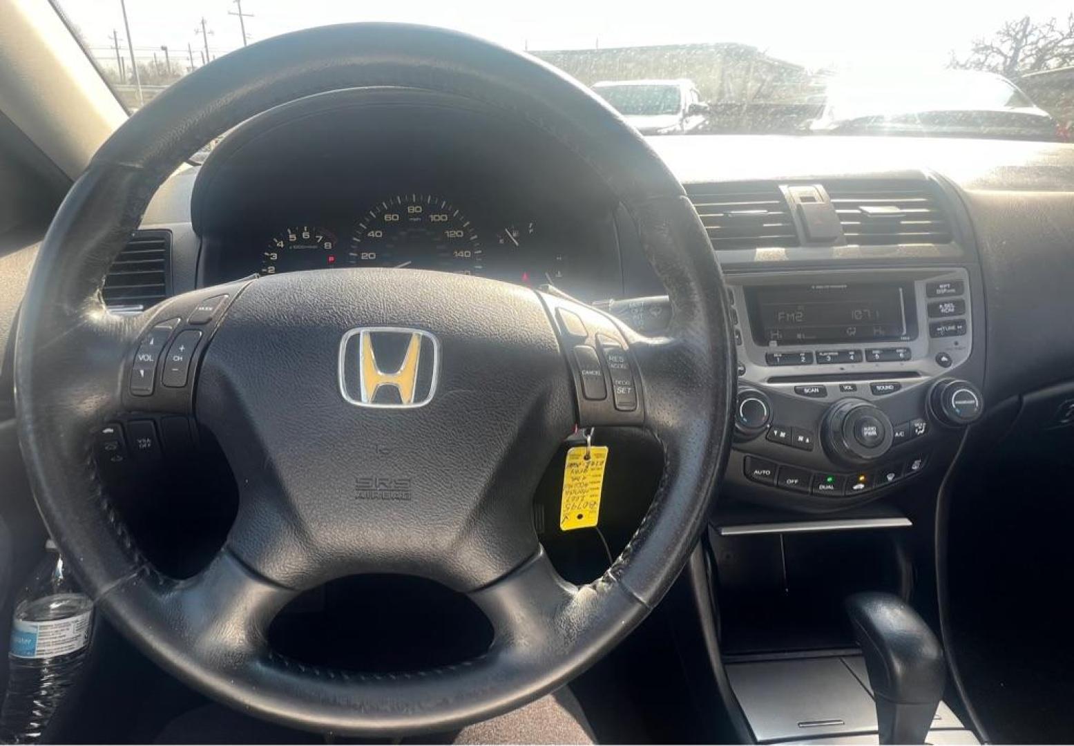 2007 silver HONDA ACCORD EX (1HGCM66547A) with an 3.0L engine, Automatic transmission, located at 4415 NE 28th St, Haltom City, TX, 76117, (817) 222-9334, 32.795322, -97.280937 - Photo#12