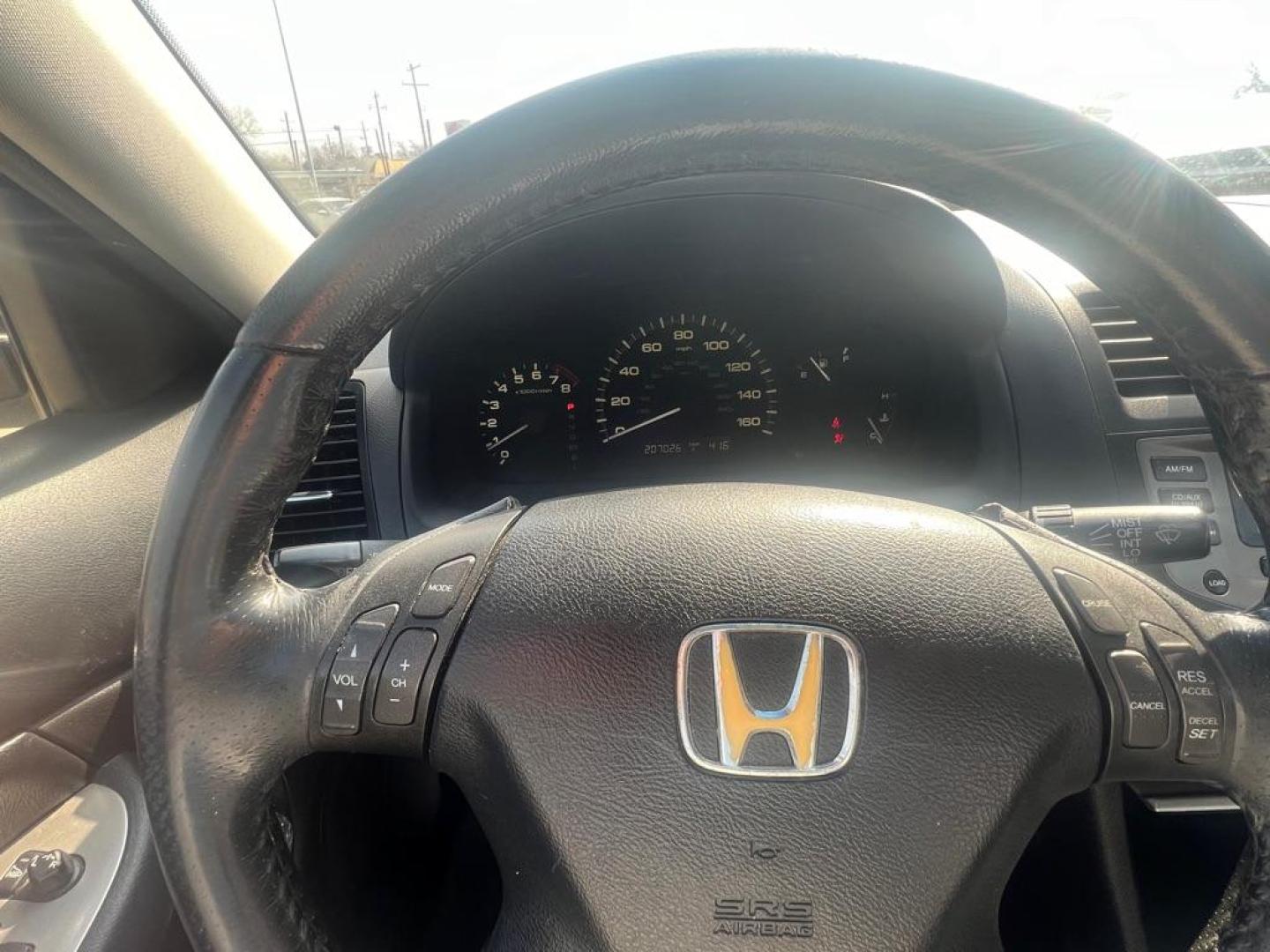 2007 silver HONDA ACCORD EX (1HGCM66547A) with an 3.0L engine, Automatic transmission, located at 4415 NE 28th St, Haltom City, TX, 76117, (817) 222-9334, 32.795322, -97.280937 - Photo#14