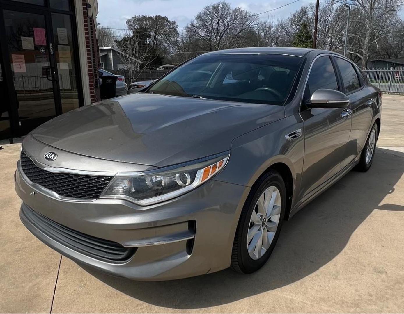 2017 Silver KIA OPTIMA LX (5XXGT4L37HG) with an 2.4L engine, Automatic transmission, located at 4415 NE 28th St, Haltom City, TX, 76117, (817) 222-9334, 32.795322, -97.280937 - Photo#1