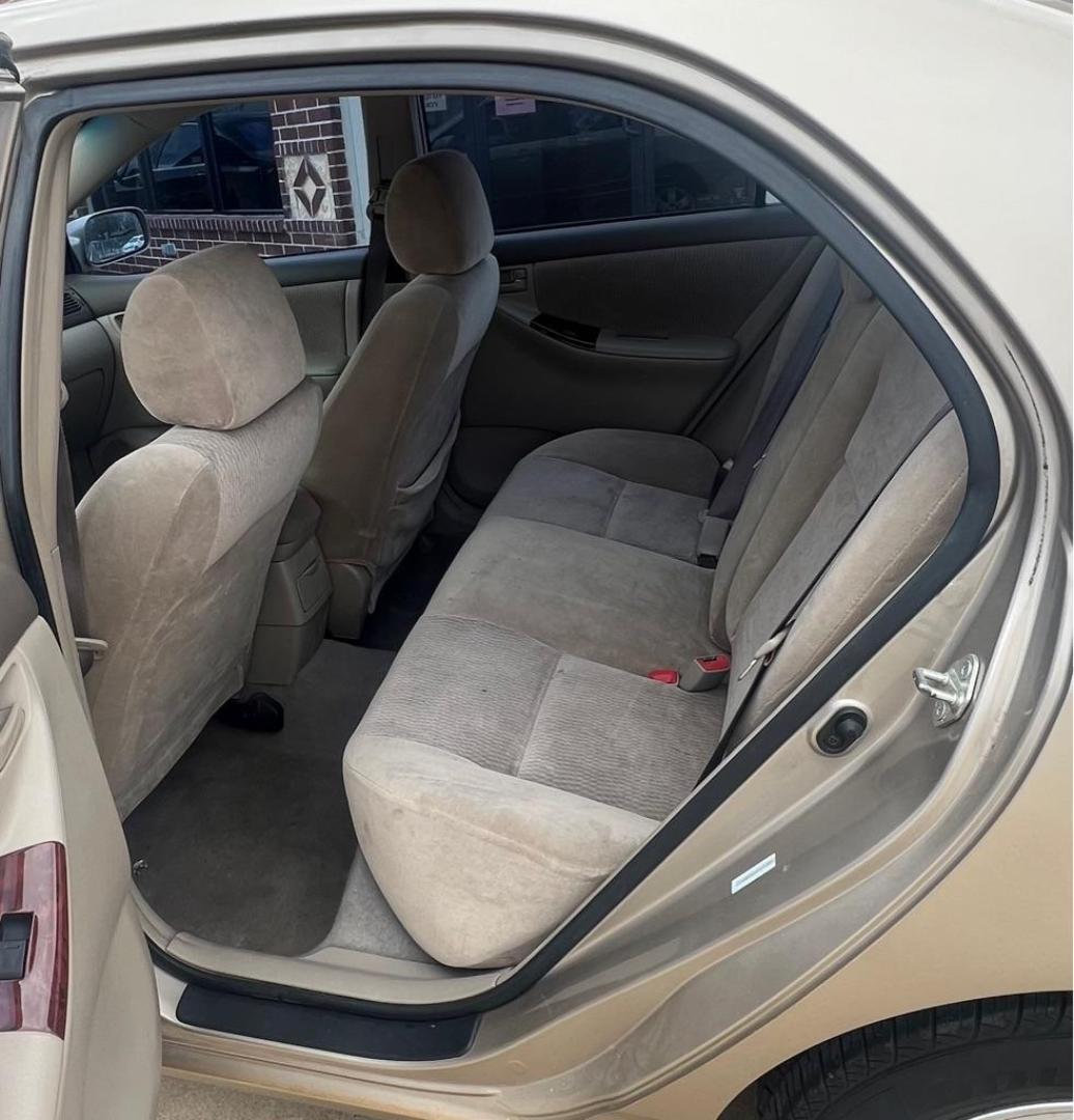 2005 Tan TOYOTA COROLLA CE (1NXBR32E45Z) with an 1.8L engine, Automatic transmission, located at 4415 NE 28th St, Haltom City, TX, 76117, (817) 222-9334, 32.795322, -97.280937 - Photo#11