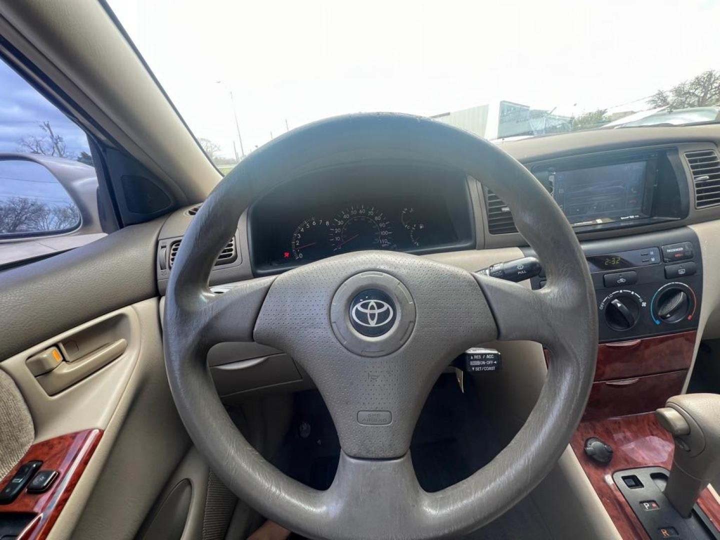 2005 Tan TOYOTA COROLLA CE (1NXBR32E45Z) with an 1.8L engine, Automatic transmission, located at 4415 NE 28th St, Haltom City, TX, 76117, (817) 222-9334, 32.795322, -97.280937 - Photo#13