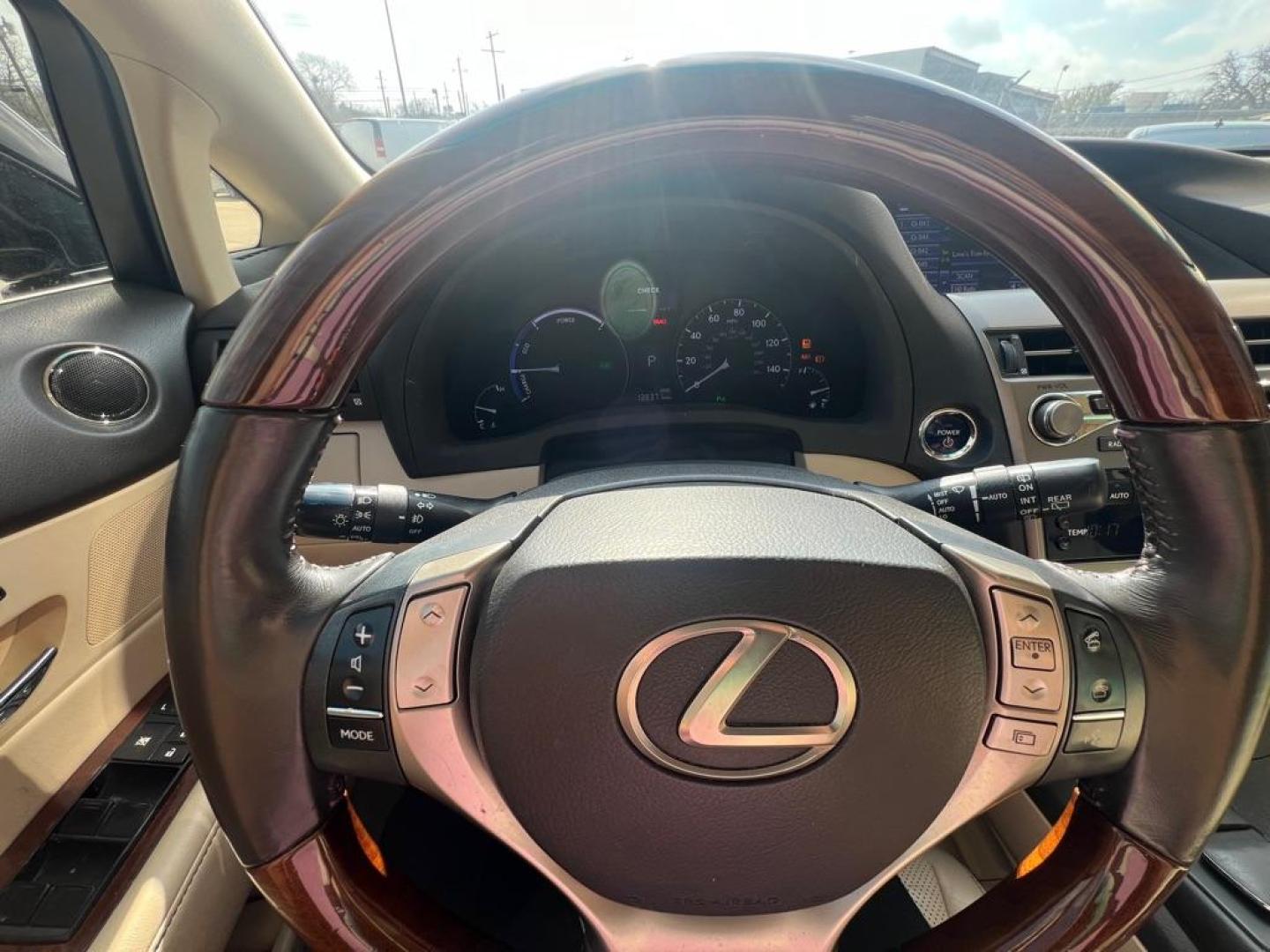 2013 Black LEXUS RX 450 (JTJZB1BA1D2) with an 3.5L engine, Automatic transmission, located at 4415 NE 28th St, Haltom City, TX, 76117, (817) 222-9334, 32.795322, -97.280937 - Photo#14