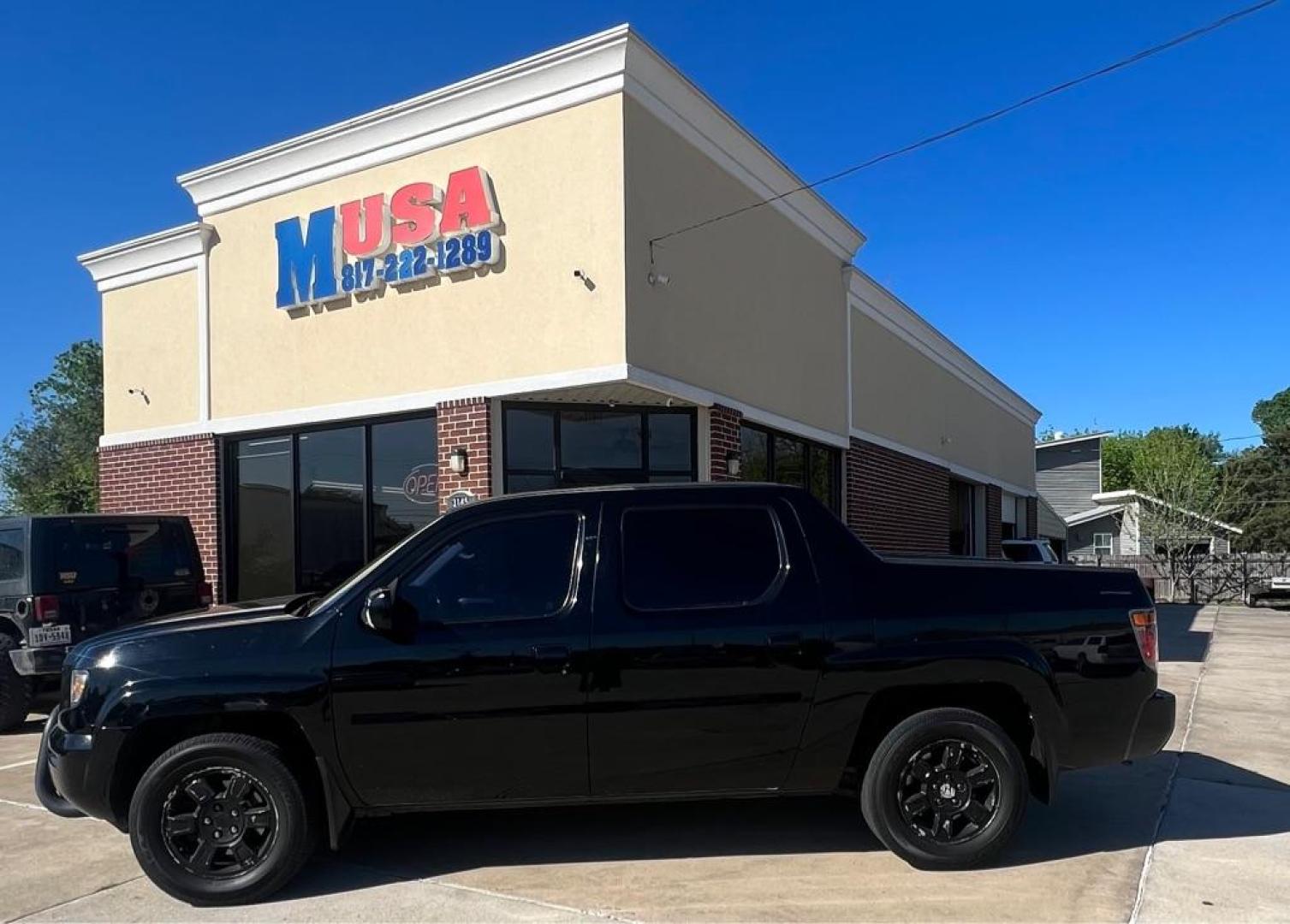 2008 Black HONDA RIDGELINE RTL (2HJYK16508H) with an 3.5L engine, Automatic transmission, located at 4415 NE 28th St, Haltom City, TX, 76117, (817) 222-9334, 32.795322, -97.280937 - Photo#0