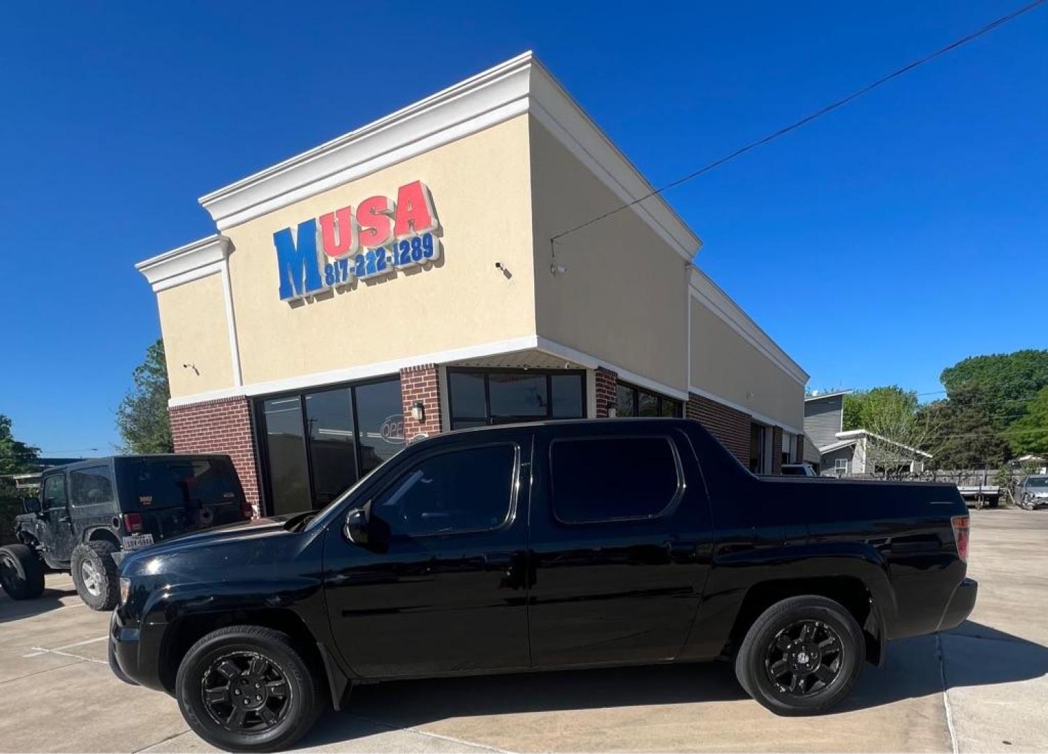 2008 Black HONDA RIDGELINE RTL (2HJYK16508H) with an 3.5L engine, Automatic transmission, located at 4415 NE 28th St, Haltom City, TX, 76117, (817) 222-9334, 32.795322, -97.280937 - Photo#6