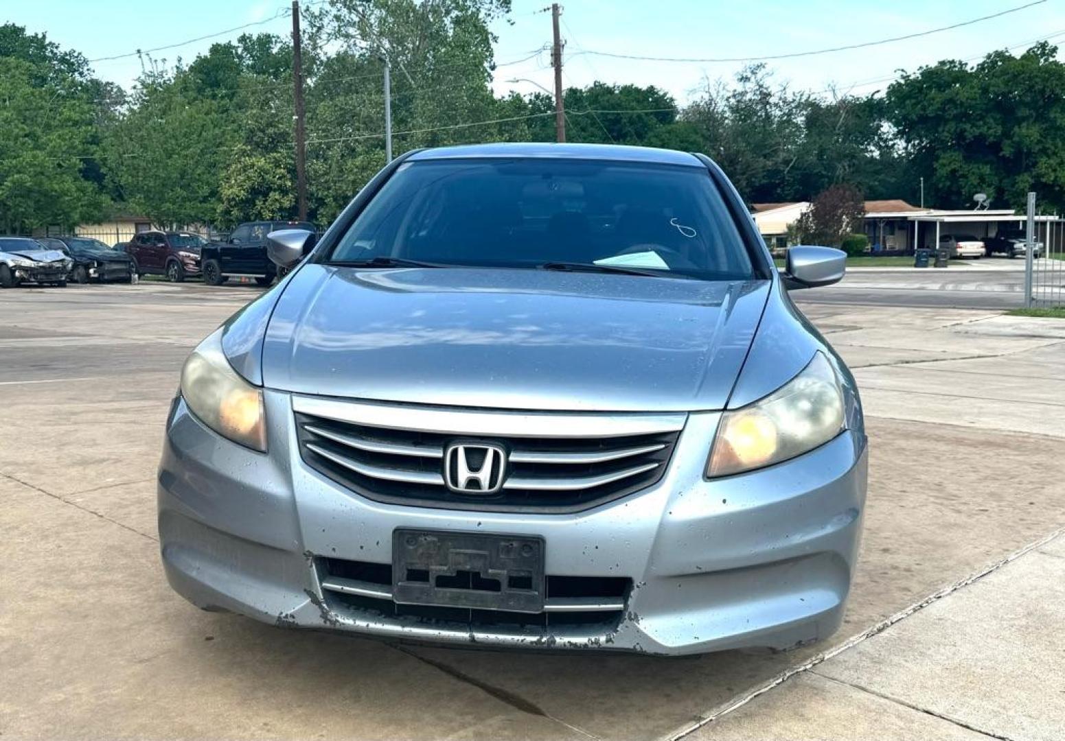 2011 Blue HONDA ACCORD LXP (1HGCP2F48BA) with an 2.4L engine, Automatic transmission, located at 4415 NE 28th St, Haltom City, TX, 76117, (817) 222-9334, 32.795322, -97.280937 - Photo#1