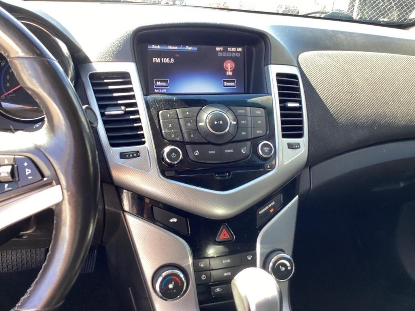 2015 WHITE CHEVROLET CRUZE LTZ (1G1PG5SB1F7) with an 1.4L engine, Automatic transmission, located at 4415 NE 28th St, Haltom City, TX, 76117, (817) 222-9334, 32.795322, -97.280937 - Photo#13