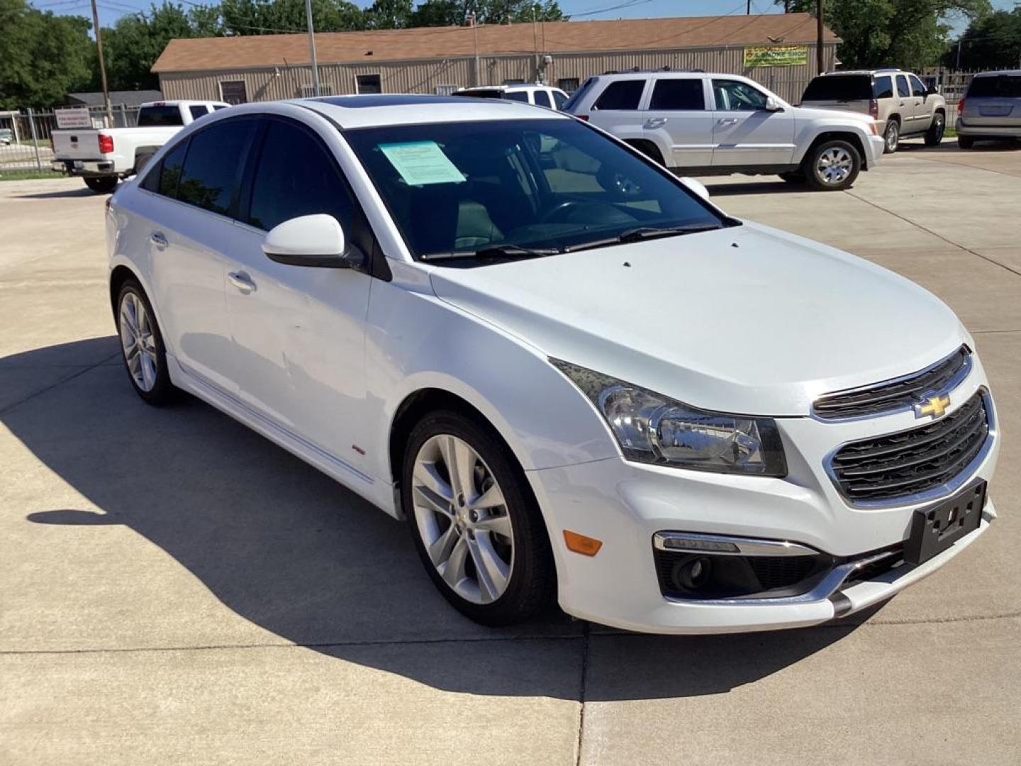 2015 WHITE CHEVROLET CRUZE LTZ (1G1PG5SB1F7) with an 1.4L engine, Automatic transmission, located at 4415 NE 28th St, Haltom City, TX, 76117, (817) 222-9334, 32.795322, -97.280937 - Photo#1