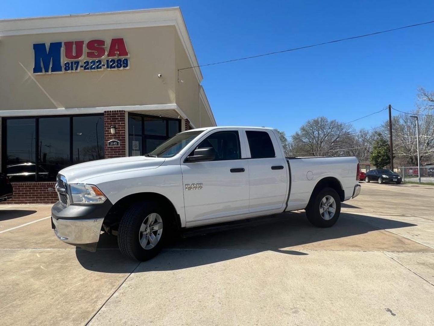 2018 WHITE RAM 1500 ST (1C6RR6FG0JS) with an 3.6L engine, Automatic transmission, located at 4415 NE 28th St, Haltom City, TX, 76117, (817) 222-9334, 32.795322, -97.280937 - Photo#0