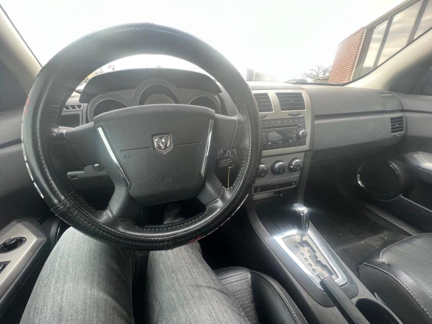 2009 SILVER DODGE AVENGER SXT (1B3LC56B09N) with an 2.4L engine, Automatic transmission, located at 4415 NE 28th St, Haltom City, TX, 76117, (817) 222-9334, 32.795322, -97.280937 - Photo#13