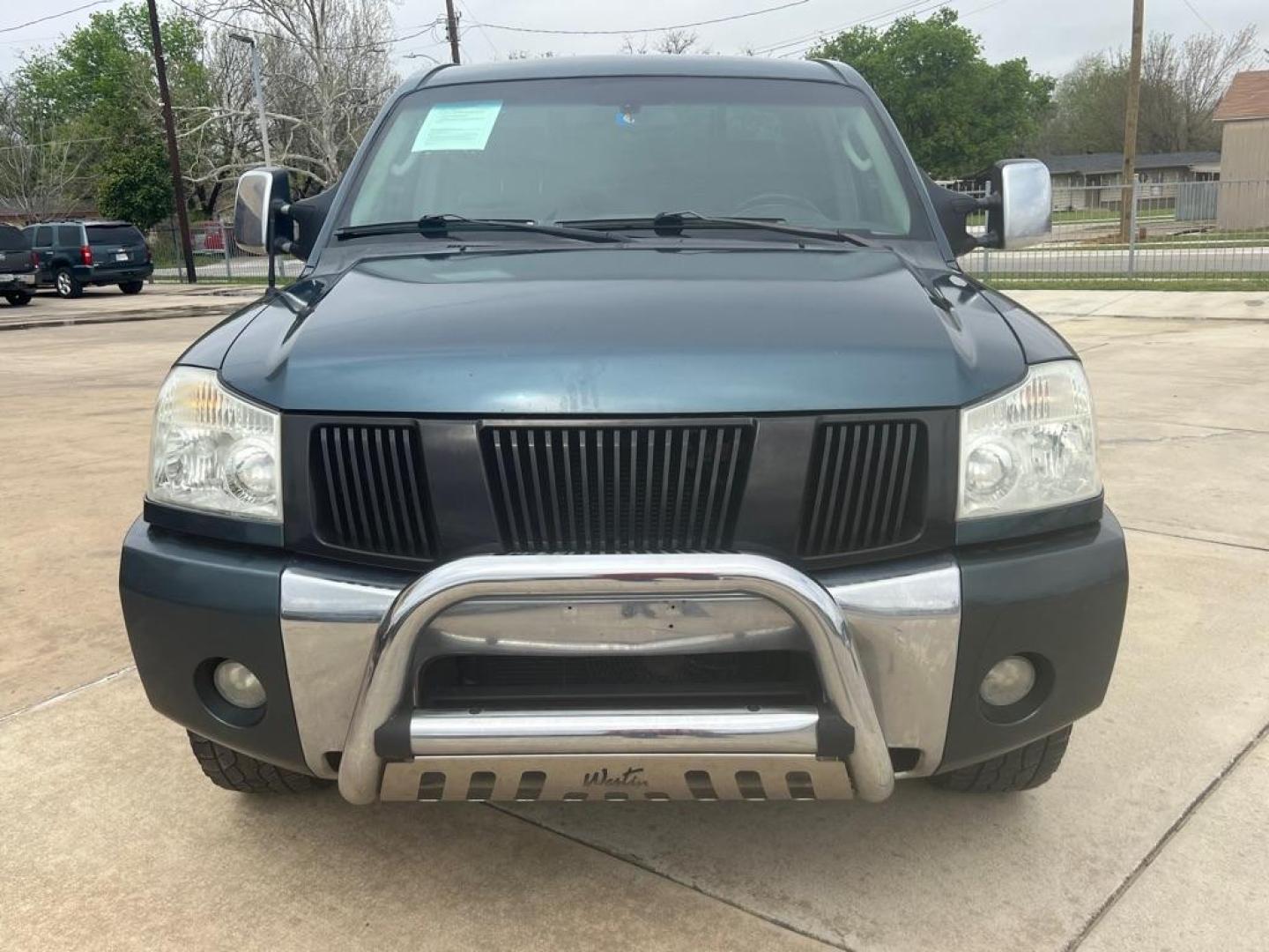 2005 BLUE NISSAN TITAN XE (1N6AA07AX5N) with an 5.6L engine, Automatic transmission, located at 4415 NE 28th St, Haltom City, TX, 76117, (817) 222-9334, 32.795322, -97.280937 - Photo#3