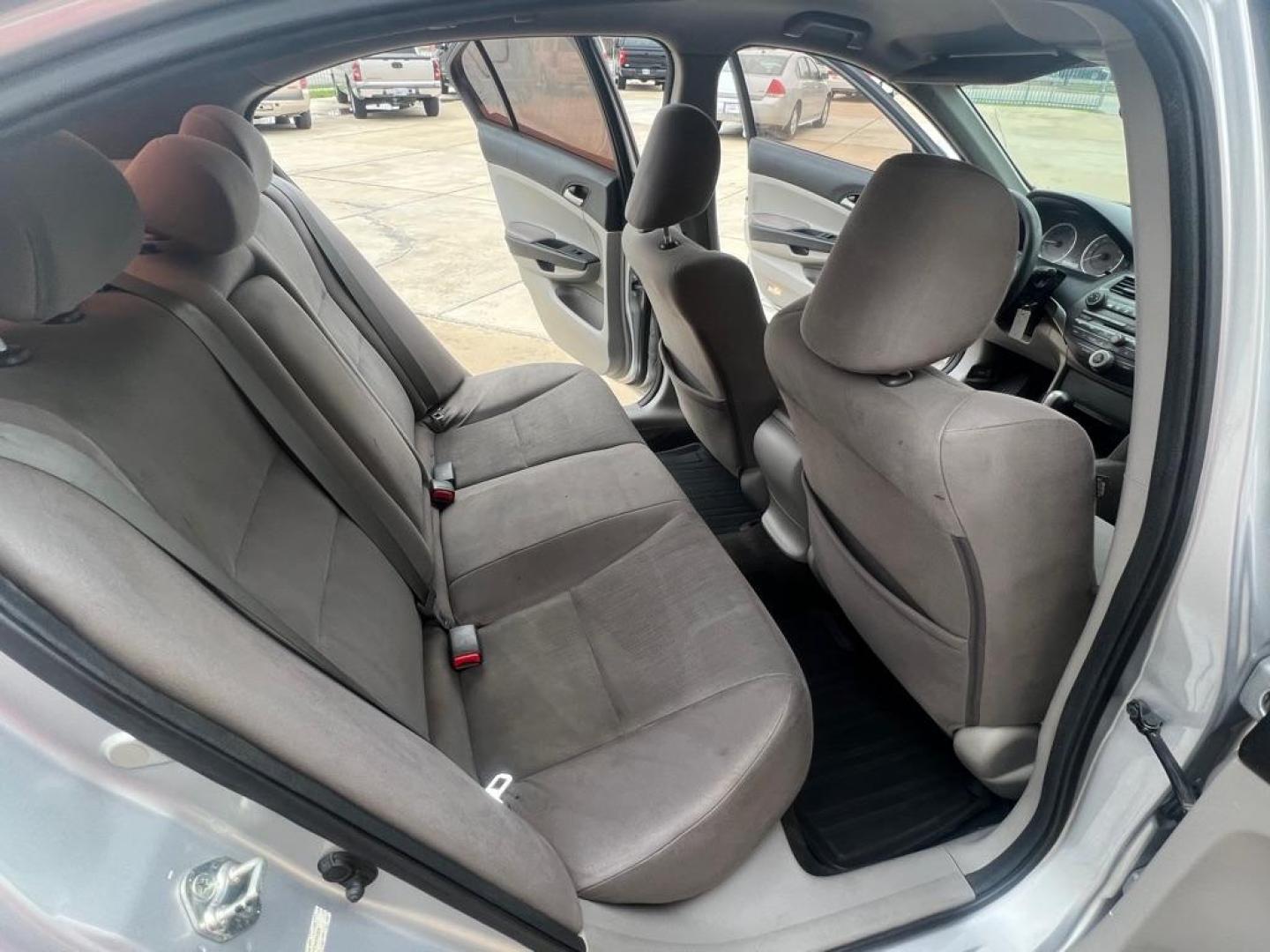 2012 SILVER HONDA ACCORD LX (1HGCP2F37CA) with an 2.4L engine, Automatic transmission, located at 4415 NE 28th St, Haltom City, TX, 76117, (817) 222-9334, 32.795322, -97.280937 - Photo#23